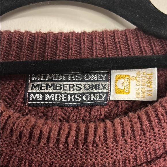 Members Only Burgundy Crewneck Sweater with Chunky Knit and Relaxed Fit - Picture 2 of 3